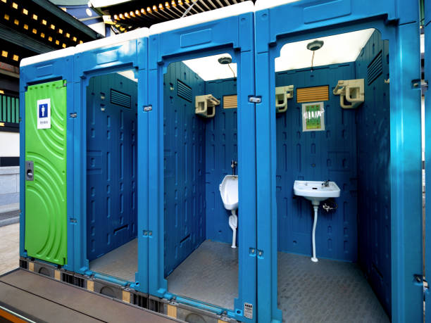 Best Portable bathroom rental  in West Sayville, NY